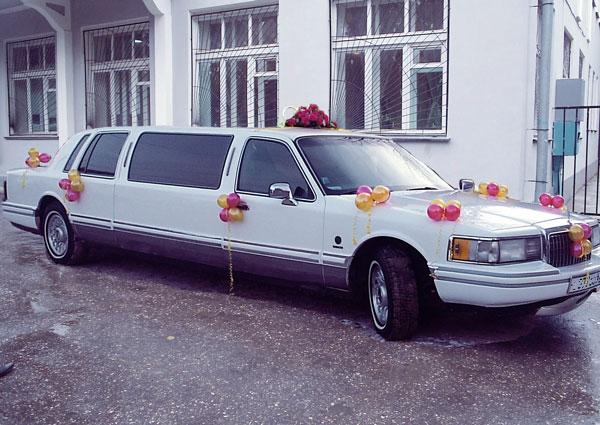 Лимузин: Lincoln Towncar streith